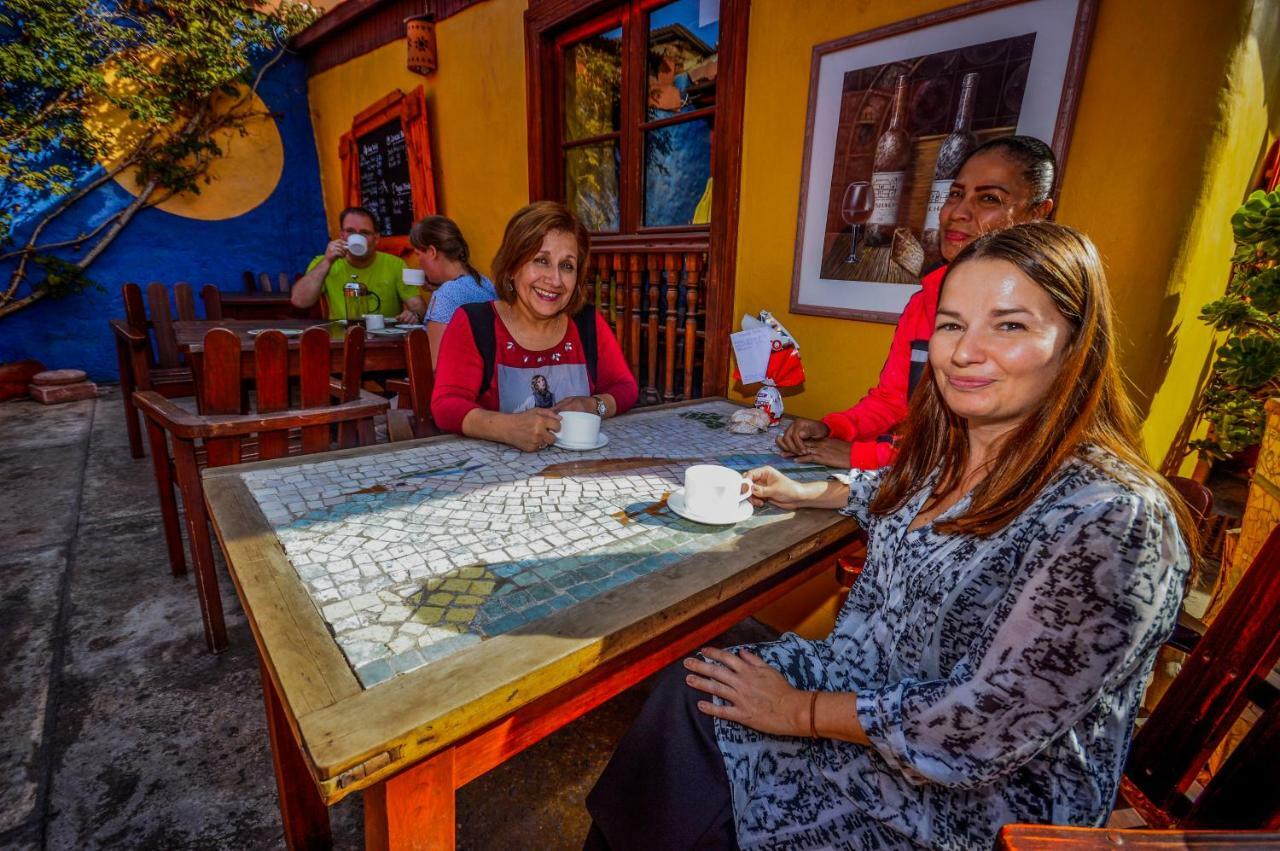 Hostal El Punto La Serena Bagian luar foto